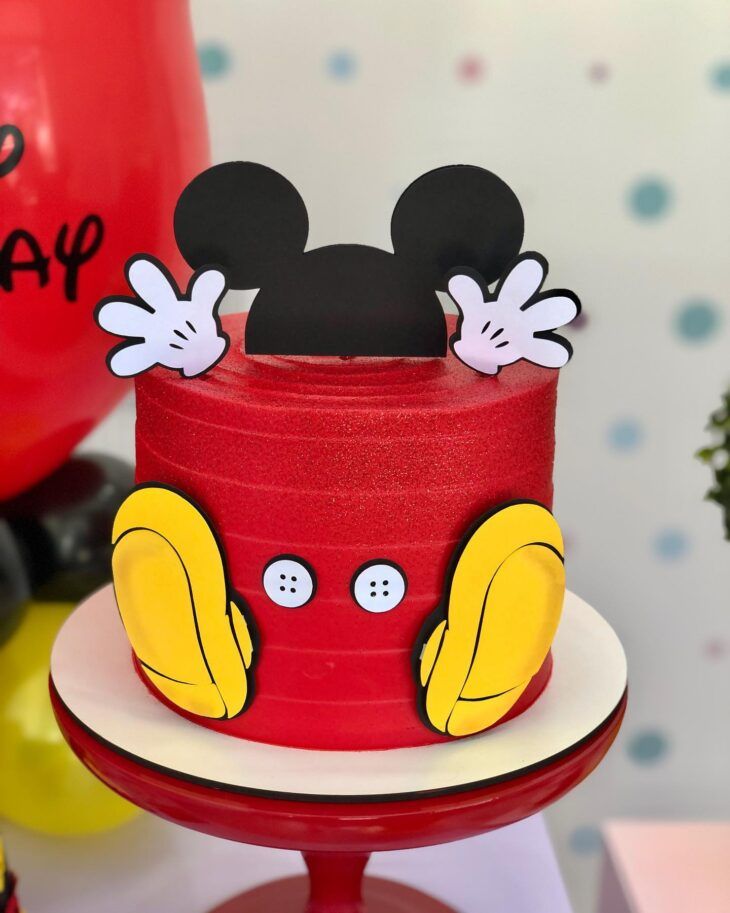 Mickey and Minni Mouse Theme Cake