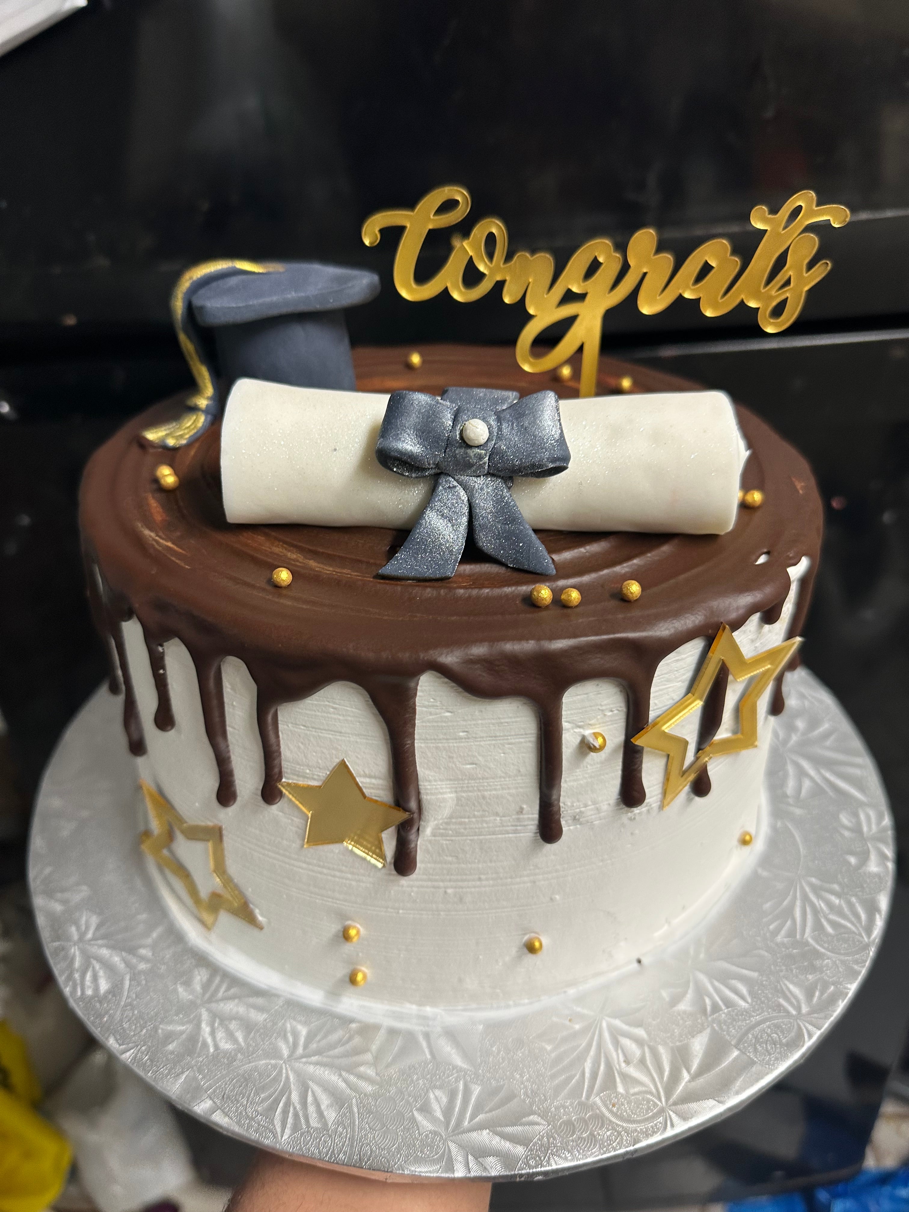 "Shining Star" Graduation Celebration Cake (GR001)