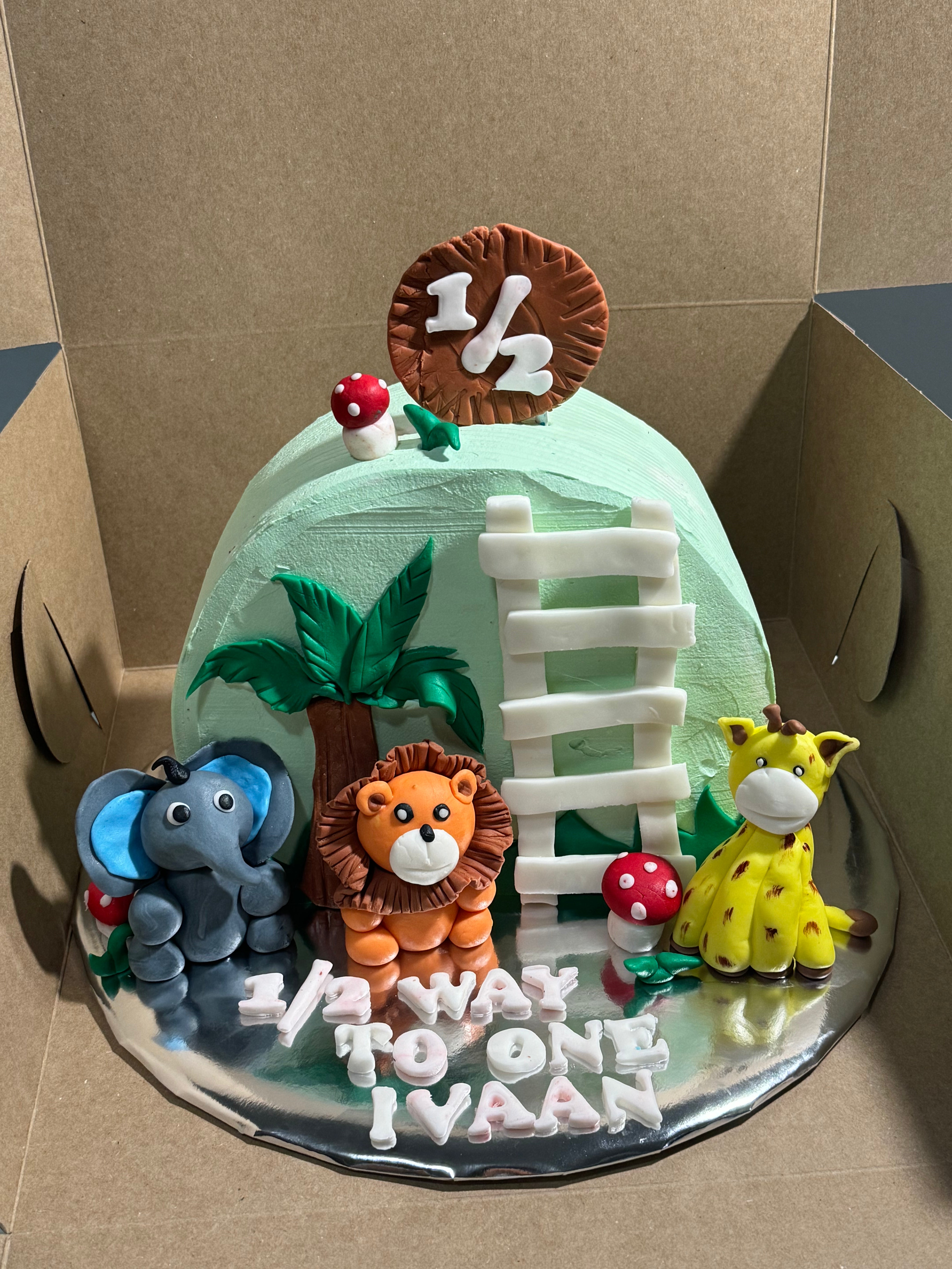 Jungle Safari Theme Half Cake (JS003)